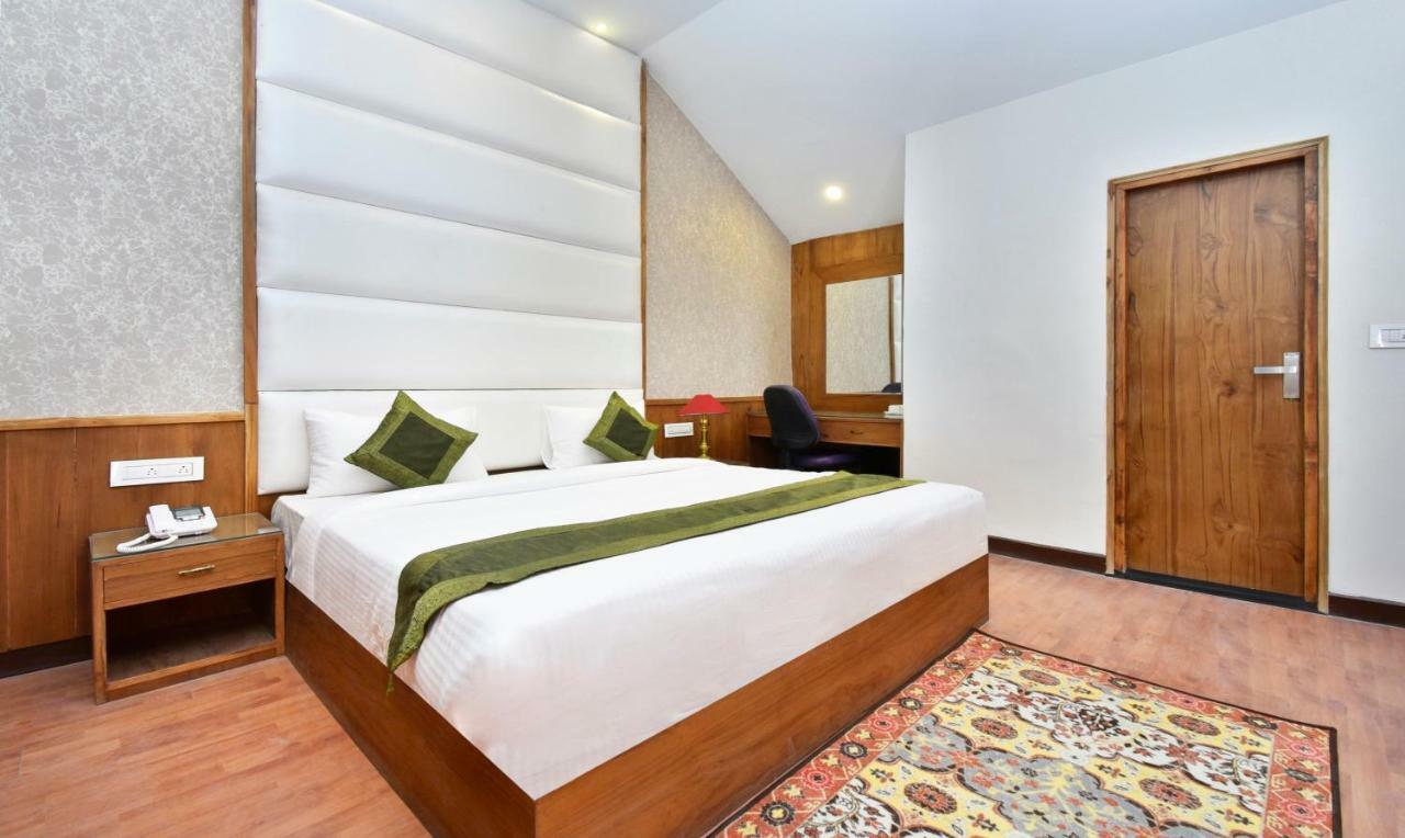 Hotel Snowcrests Manor Manāli Buitenkant foto